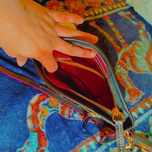 Dooney&Bourke Mini Mouse bucket bag - Picture 9 of 16